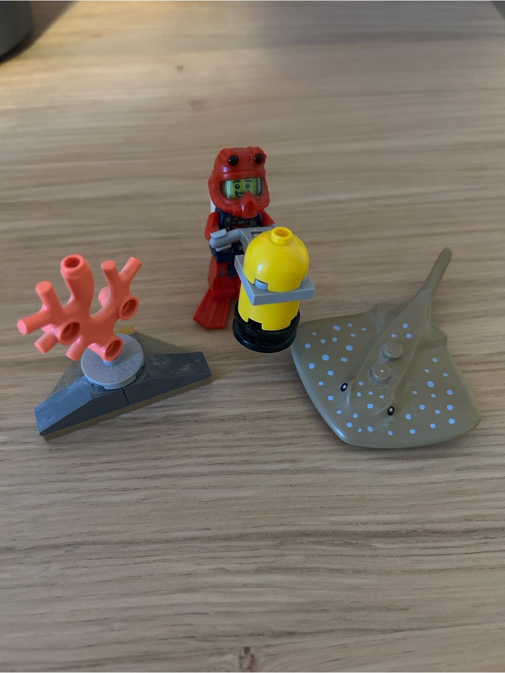 LEGO Scuba Diver Figure with Stingray and Coral